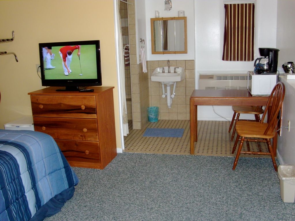 Paintbrush Motel